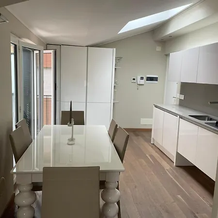 شقة Casa Genesis كيافاري
